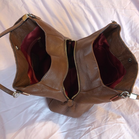 Coach purse - Picture 2 of 8